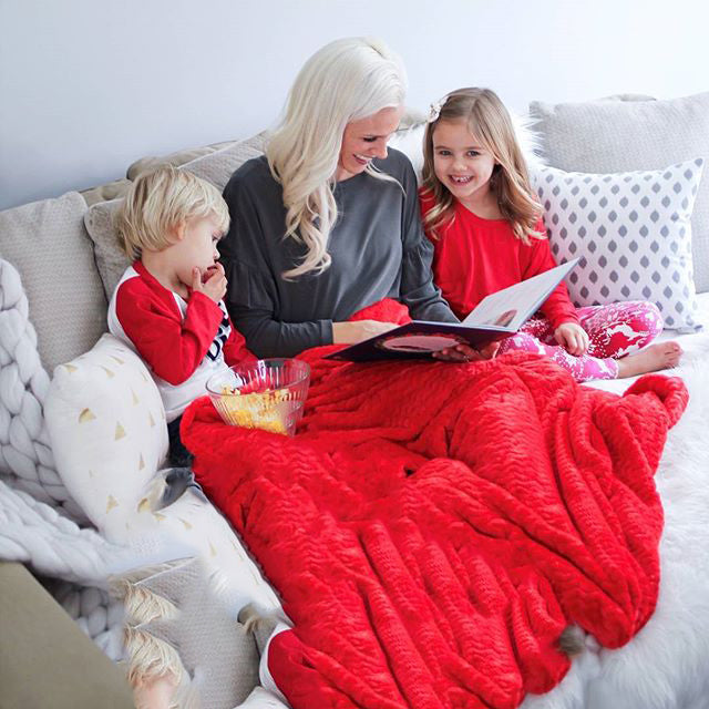 HLN Gift Guide For Her